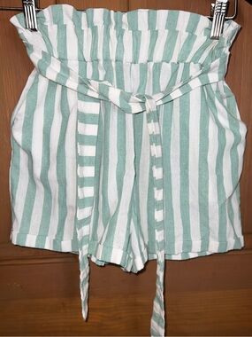 High-Waist Paperbag Stripe Shorts — White & Light Green